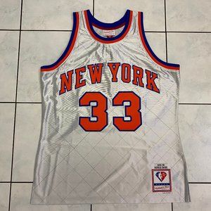 Mitchell & Ness New York Knicks Patrick Ewing 75th 85-86 Platinum Jersey NEW
